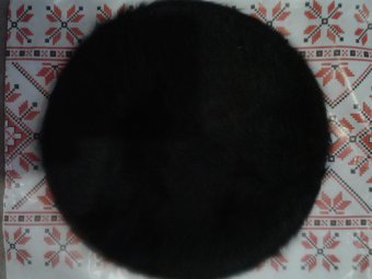 Bereta neagra Angora