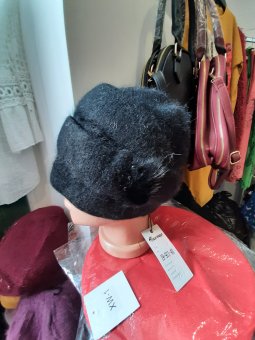 Caciula Neagra, groasa