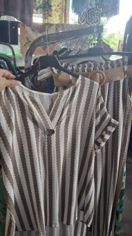 Costum bumbac alb cu bej