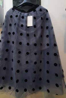 Fustă Gri cu buline Negre mari pe elastec