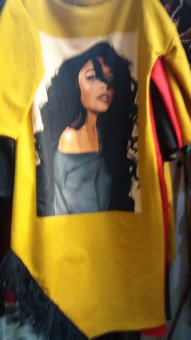 Rochie Mustar cu maneca lunga cu poza pe piept