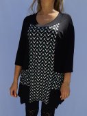 Bluza neagra cu verde si buzunare