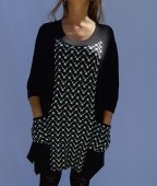 Bluza neagra cu verde si buzunare