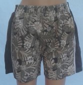 Pantalon scurt cu flori